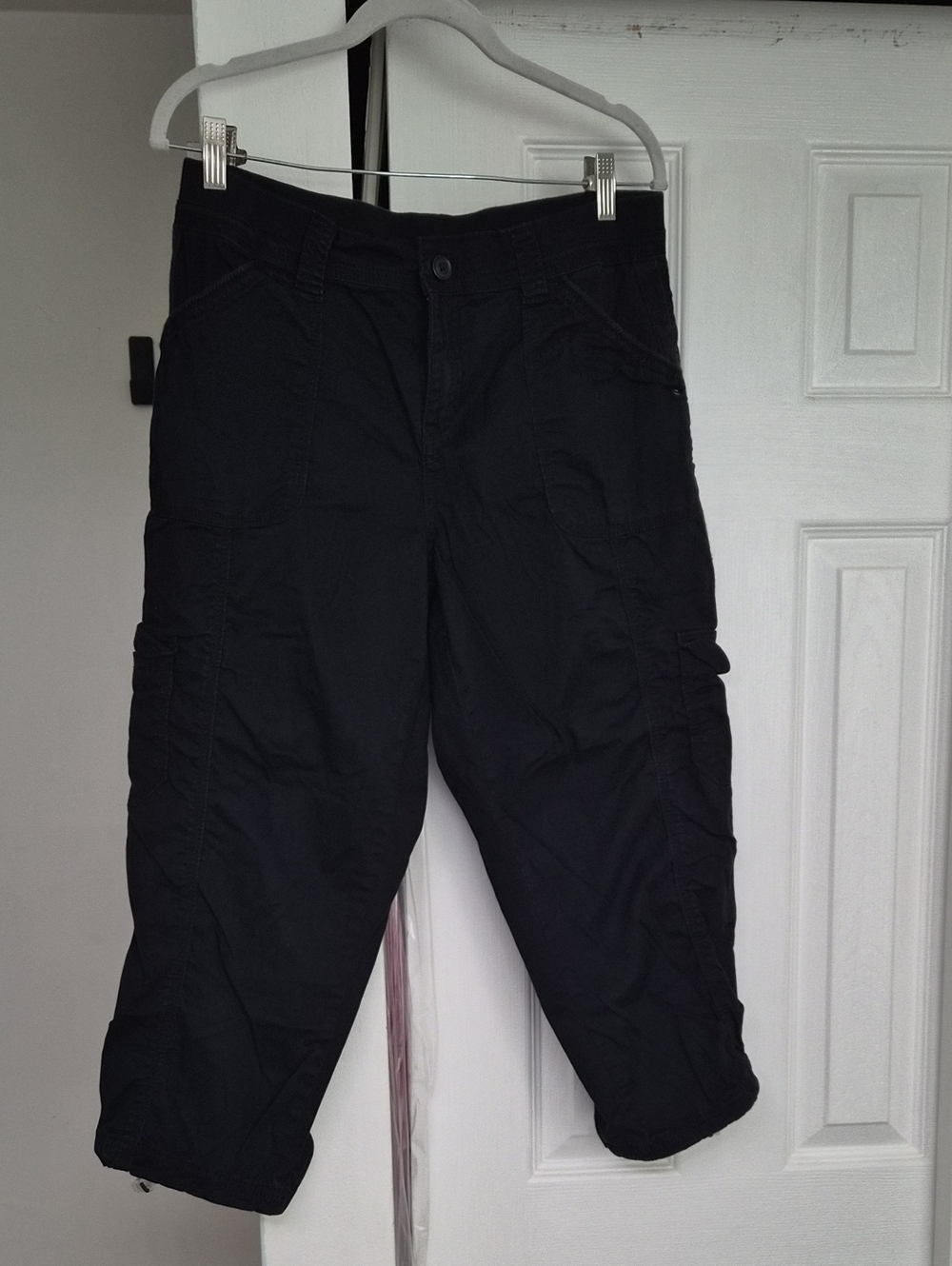 Women's Black Cargo Capri Pants